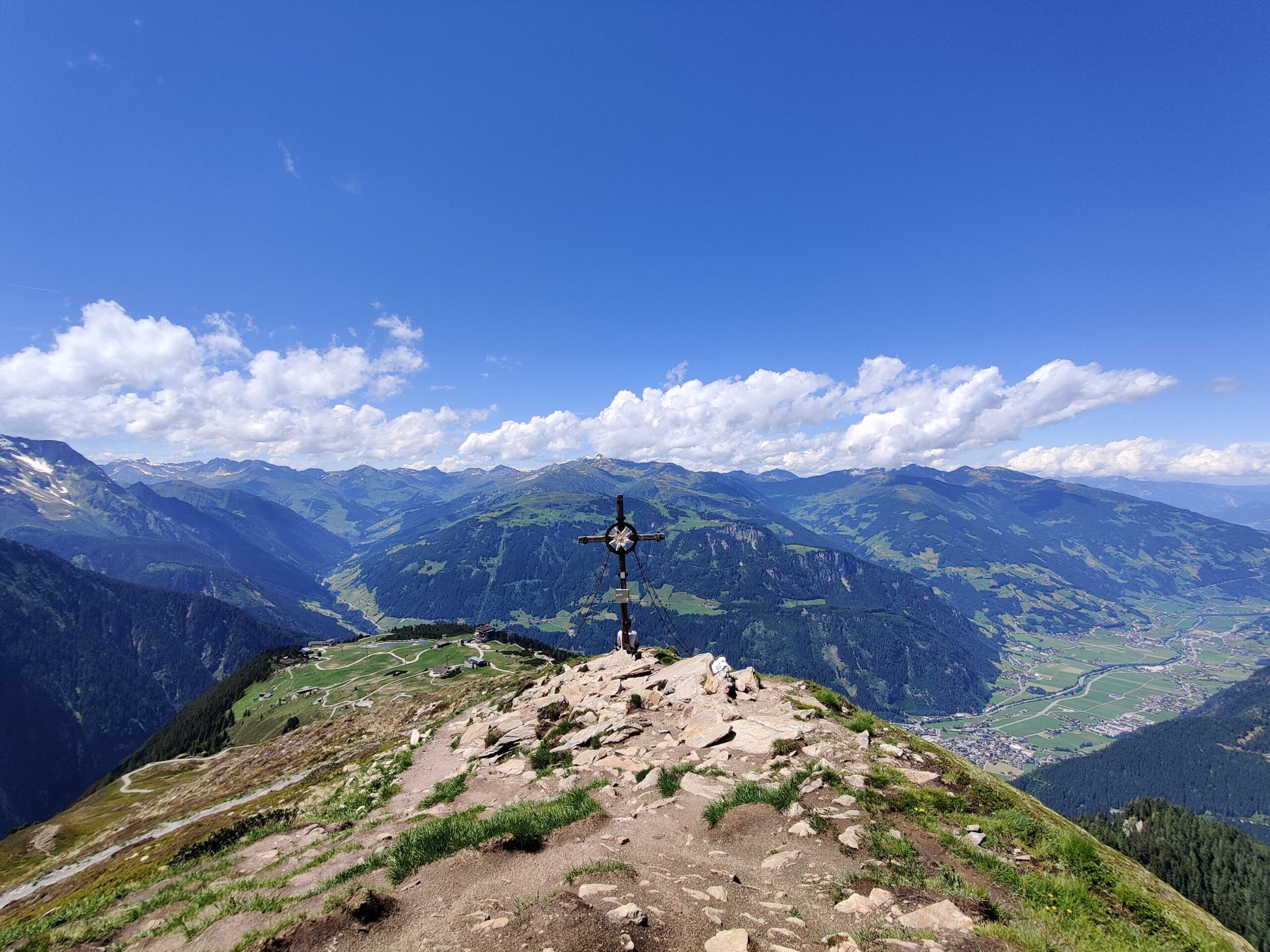 Mountain scenery on the Filzenkogel hike above Mayrhofen in Austria