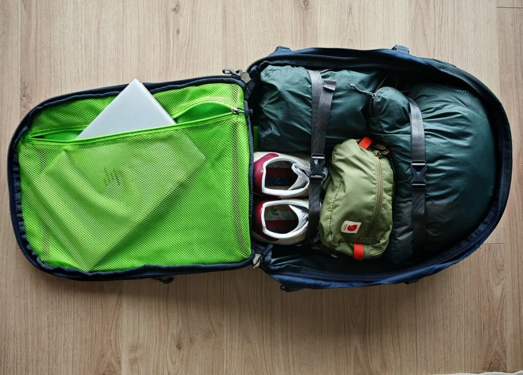 nomatic travel bag vs osprey farpoint 40 Osprey Farpoint 40: The Most Versatile Travel Backpack