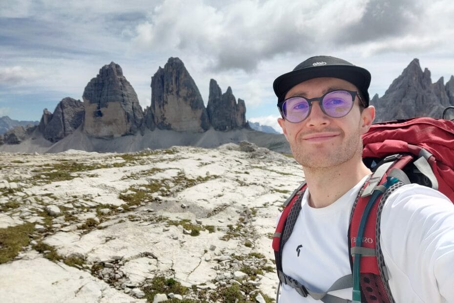 A trekker wearing the Ciele ALZCap on the Alta Via 4 Trek