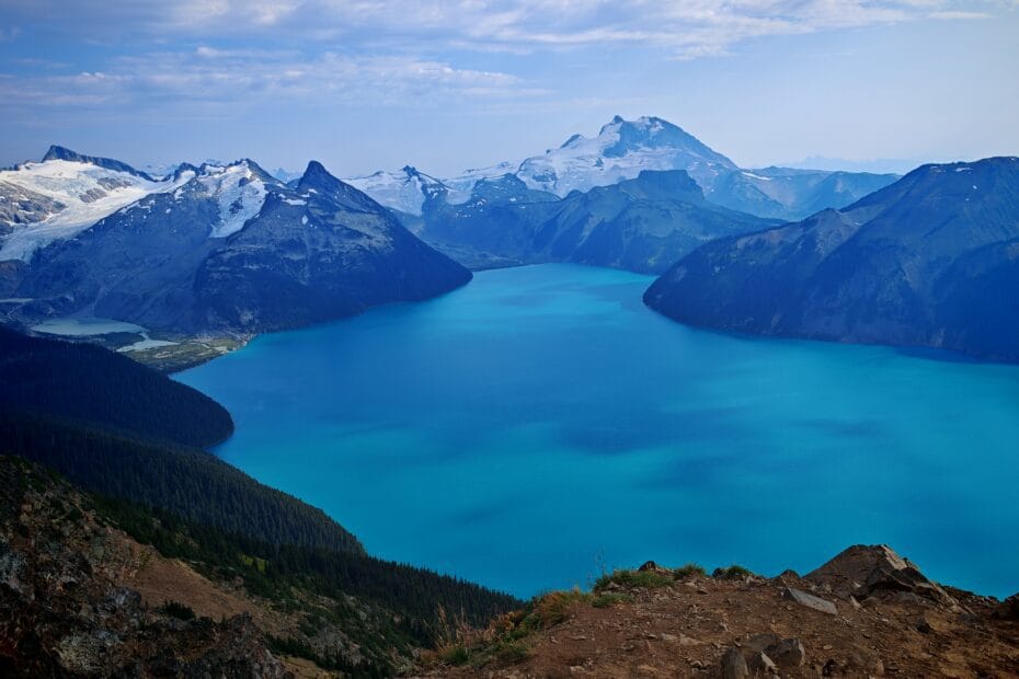 Panorama Ridge viewpoint showing deep blue waters and snow capped peaks